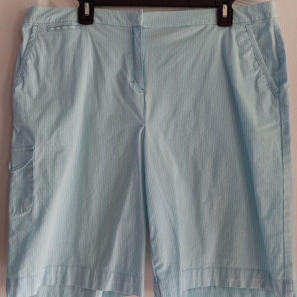 IZOD Size 16 Bermuda Shorts